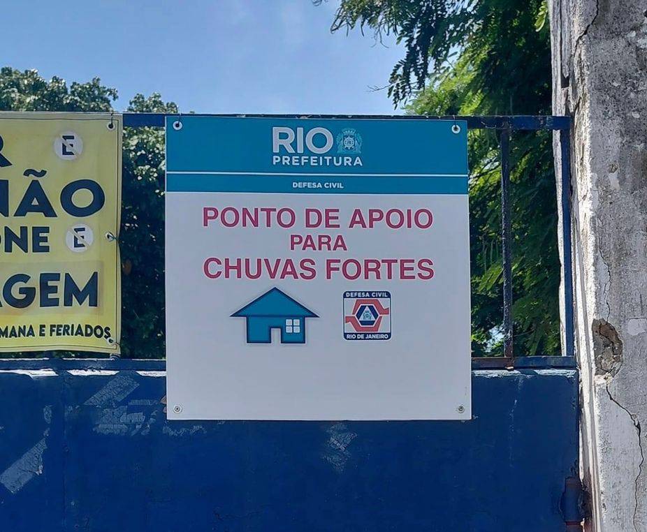Esse Rio é Meu: Escola Municipal Charles Anderson Weaver vira ponto de apoio de moradores por conta das enchentes de janeiro